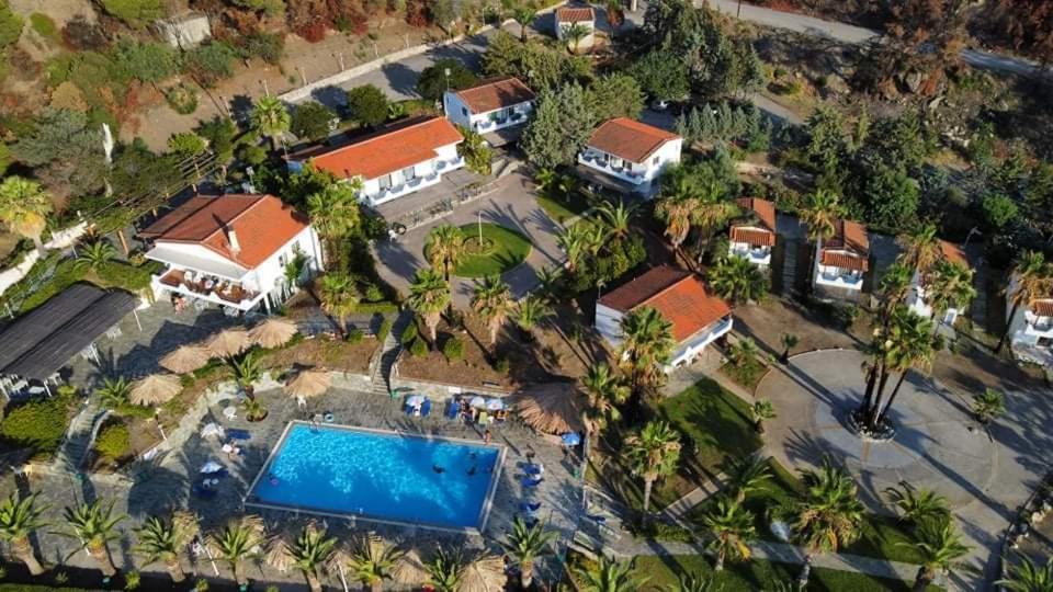 Rokas Village Skhoinos Екстер'єр фото